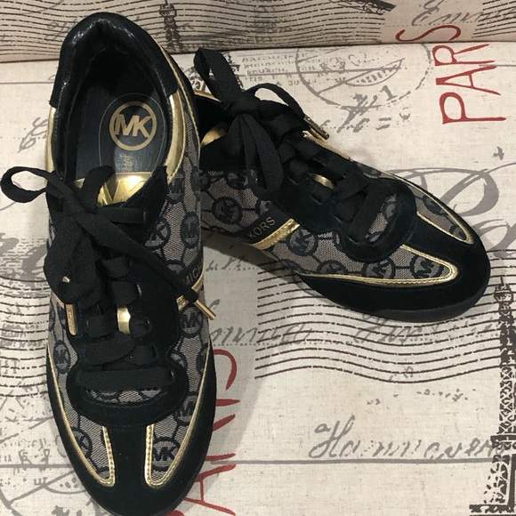 Michael Kors Shoes - NWOT Michael Kors snickers